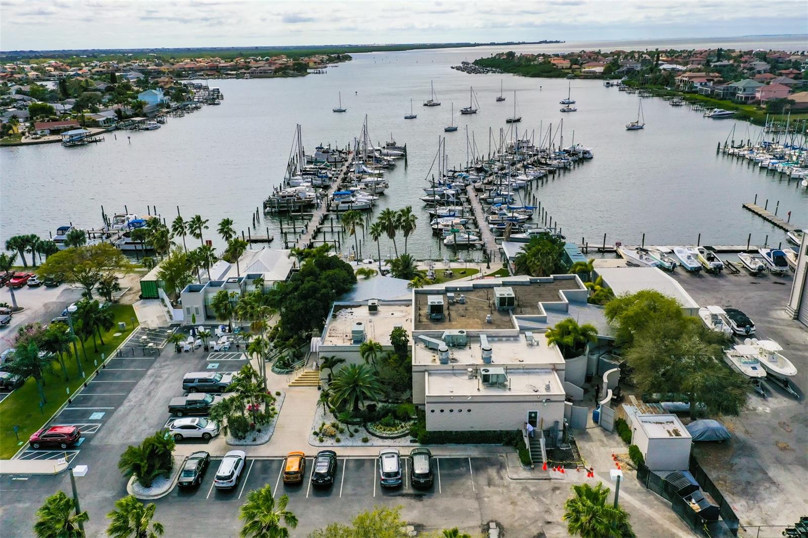 BAY CREST CONDO PH I - Residential Lease