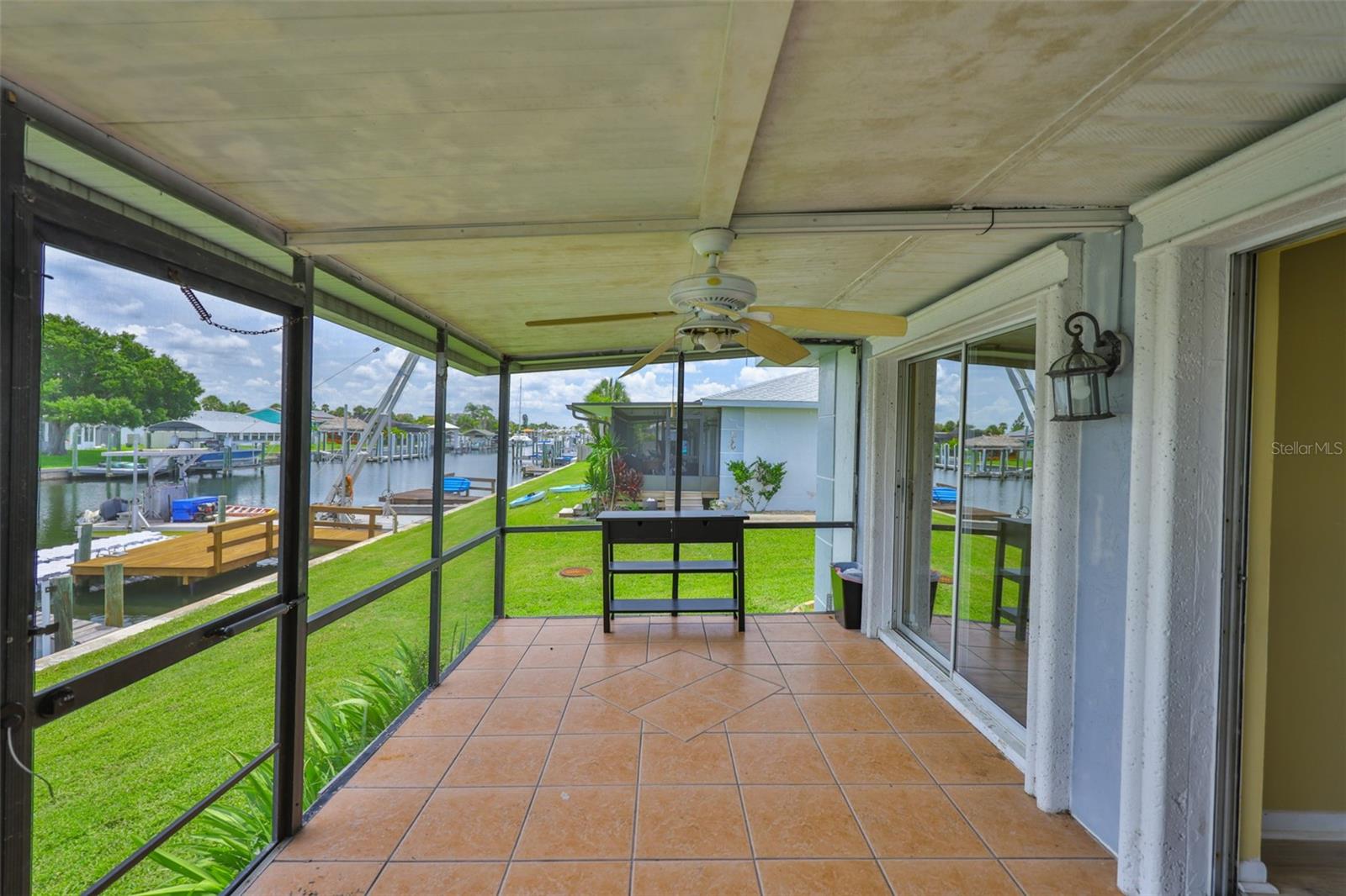 BAY CREST CONDO PH I - Residential Lease