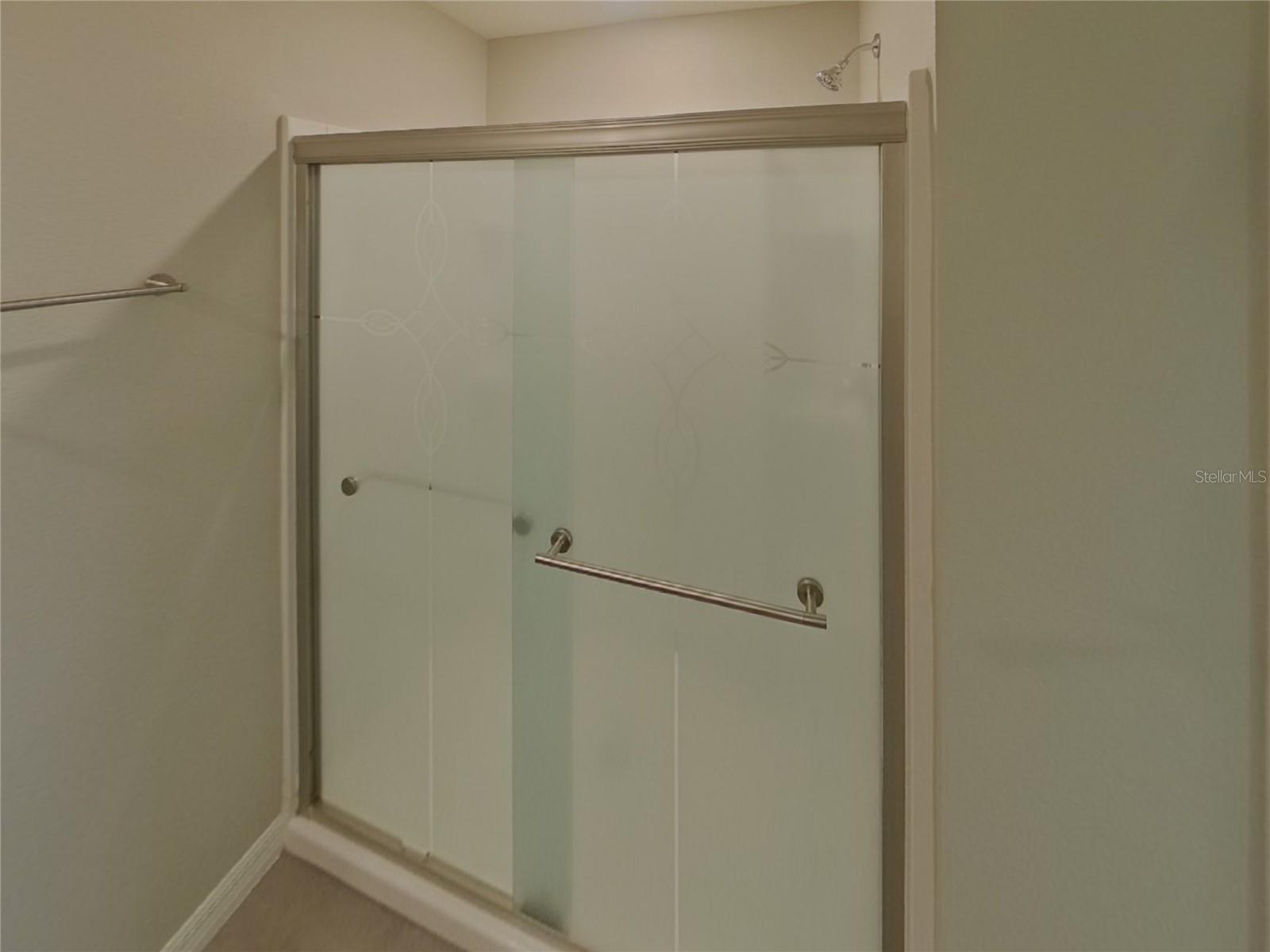 BELLA LAGO PH I - Residential Lease