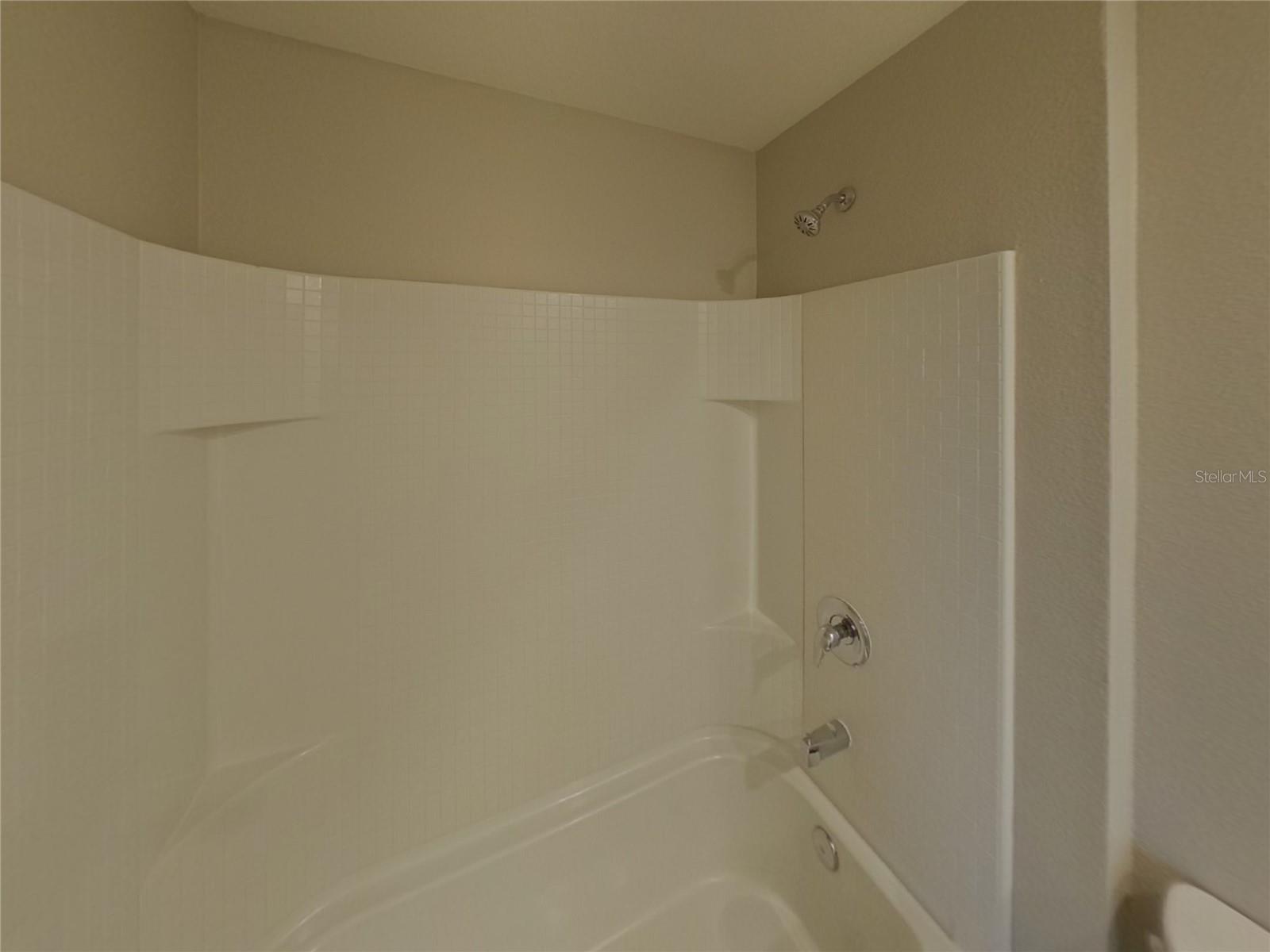 BELLA LAGO PH I - Residential Lease