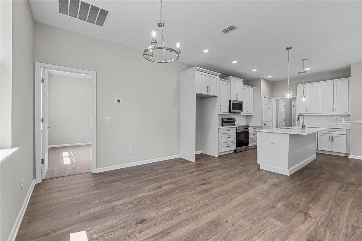 RESERVE AT FAIRWAY OAKS - Residential