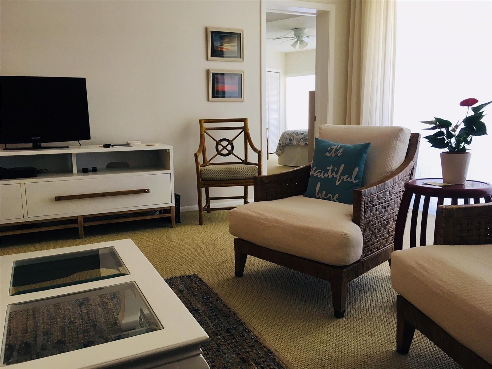 WESTCHESTER CONDO APTS UN 3 - Residential Lease