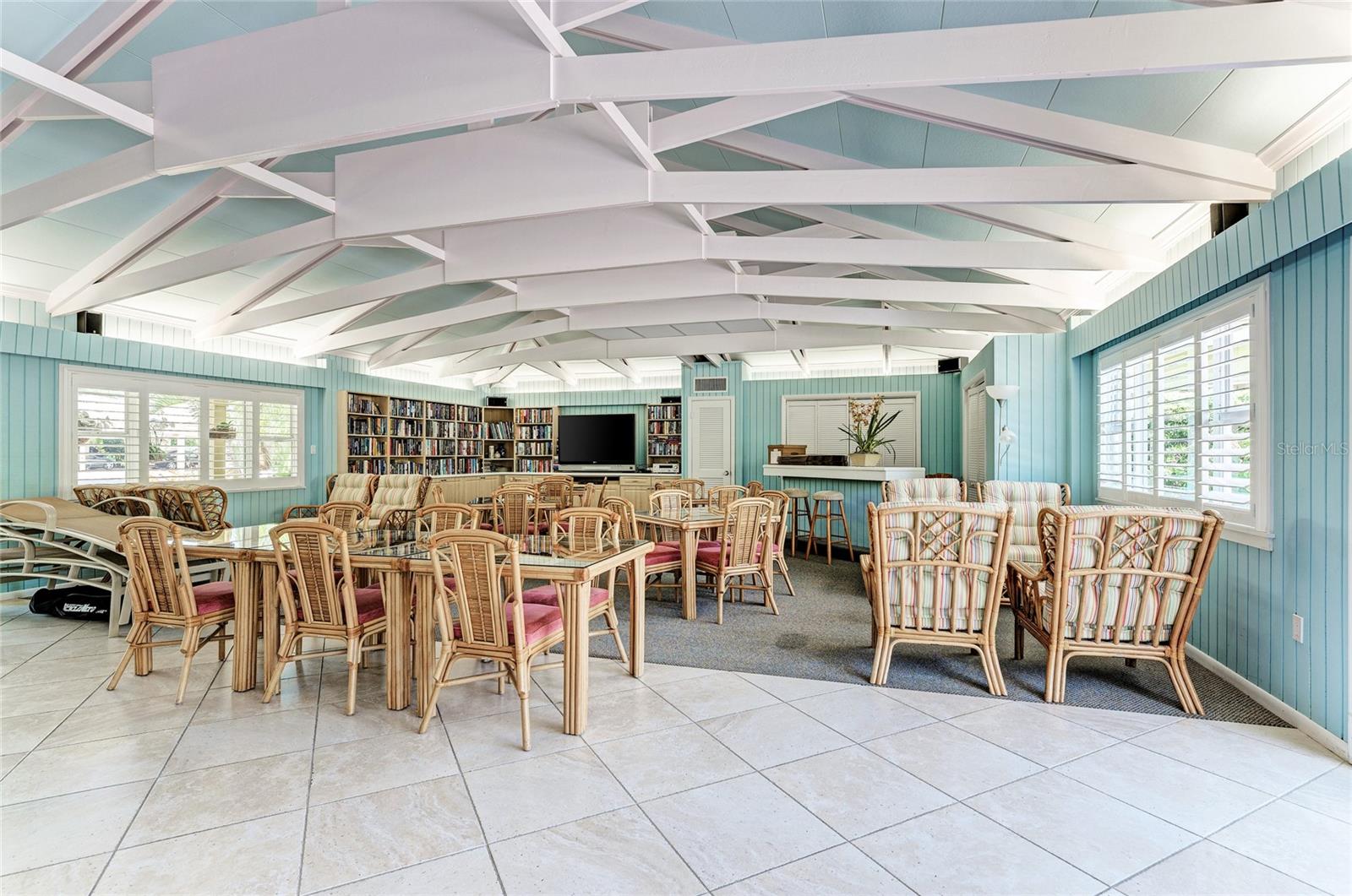 WESTCHESTER CONDO APTS UN 3 - Residential Lease