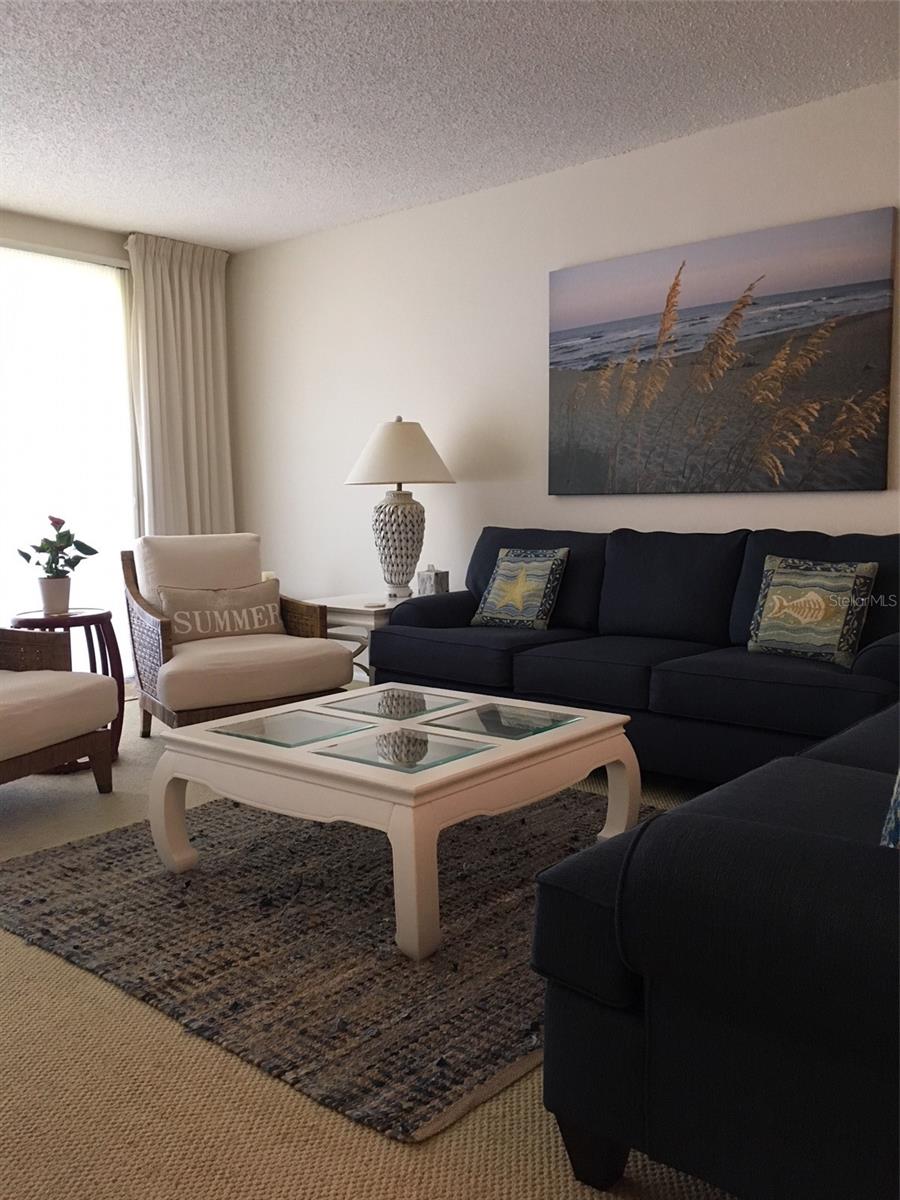 WESTCHESTER CONDO APTS UN 3 - Residential Lease