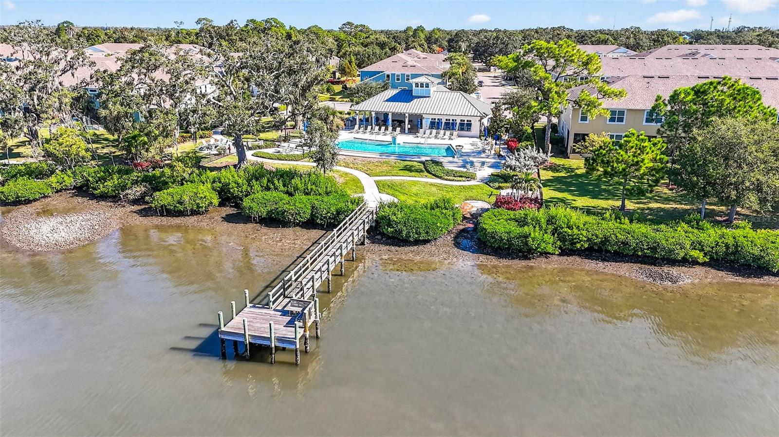 BAYSIDE TERRACE - Residential