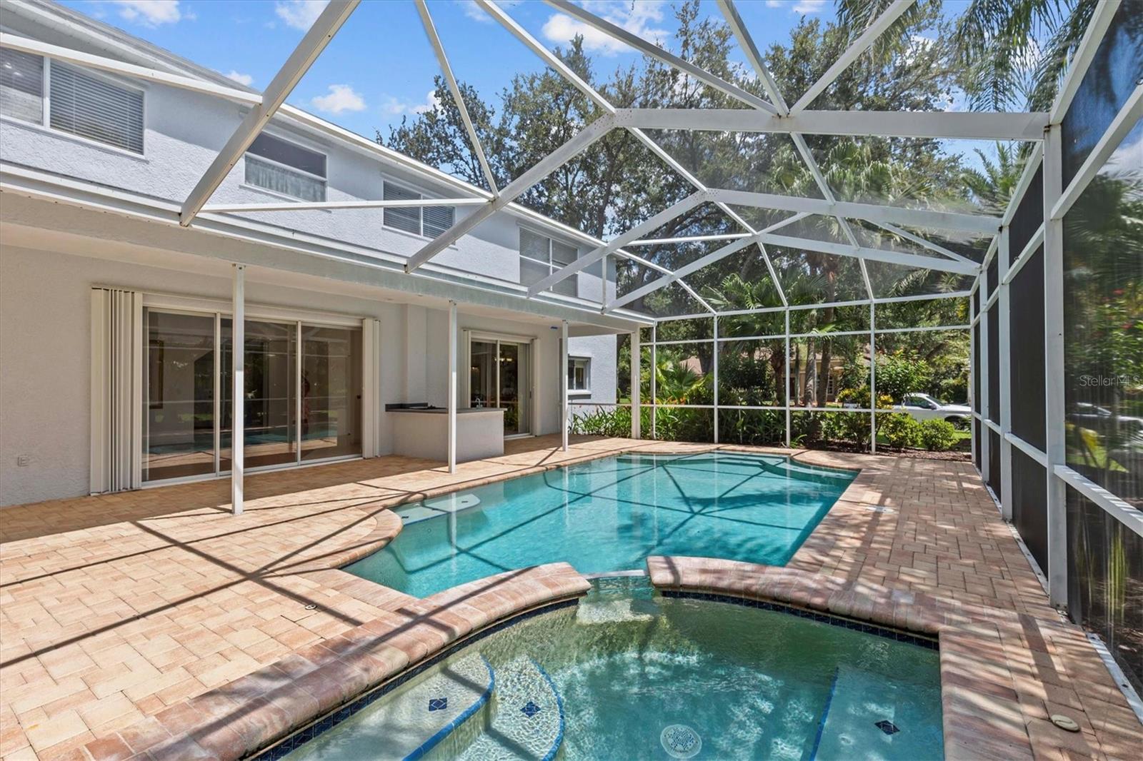 WARWICK HILLS - Residential