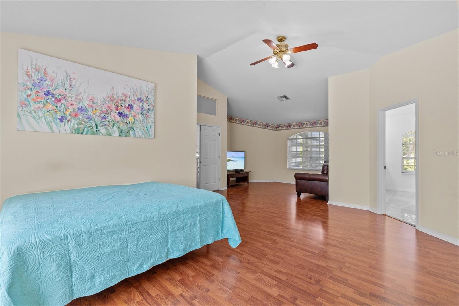 WARWICK HILLS - Residential