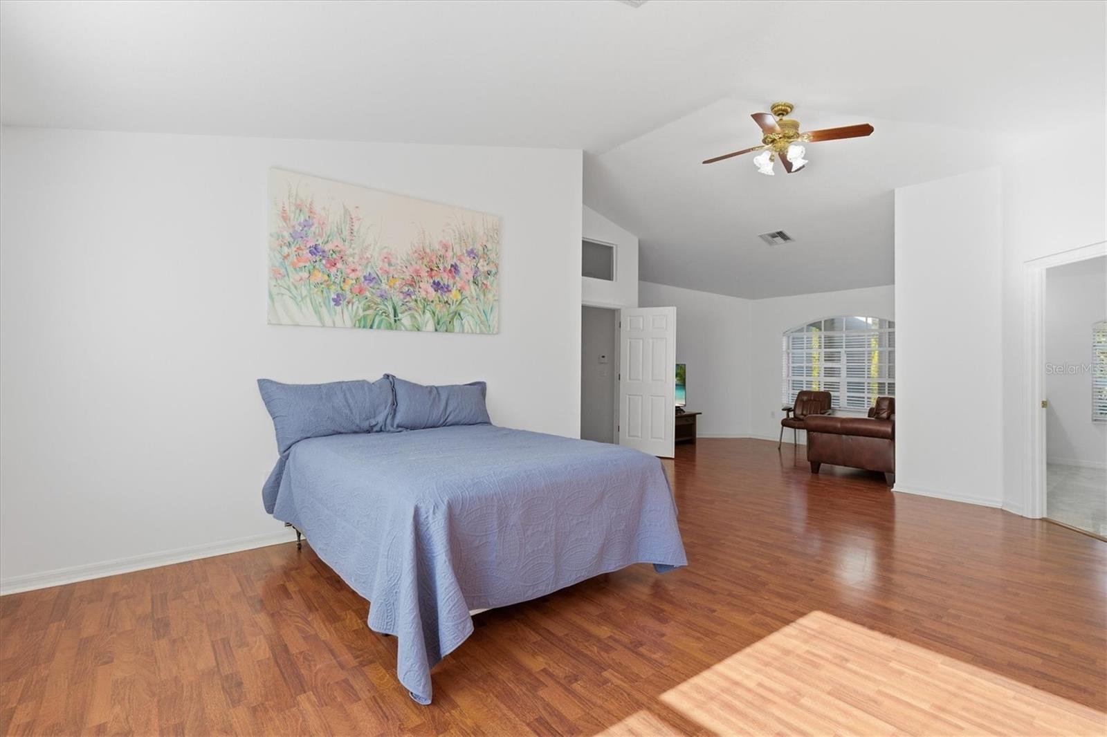 WARWICK HILLS - Residential