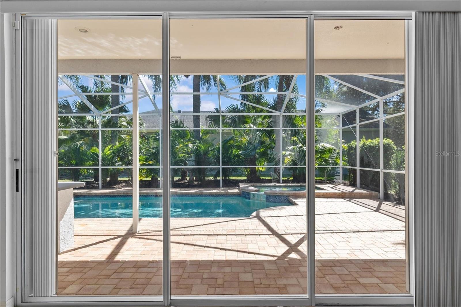 WARWICK HILLS - Residential