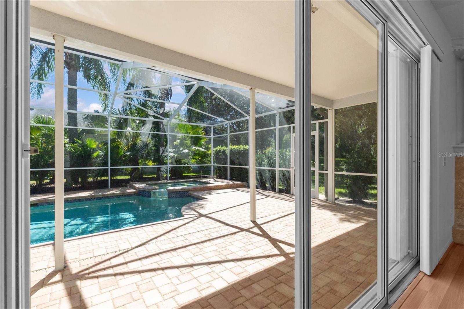 WARWICK HILLS - Residential