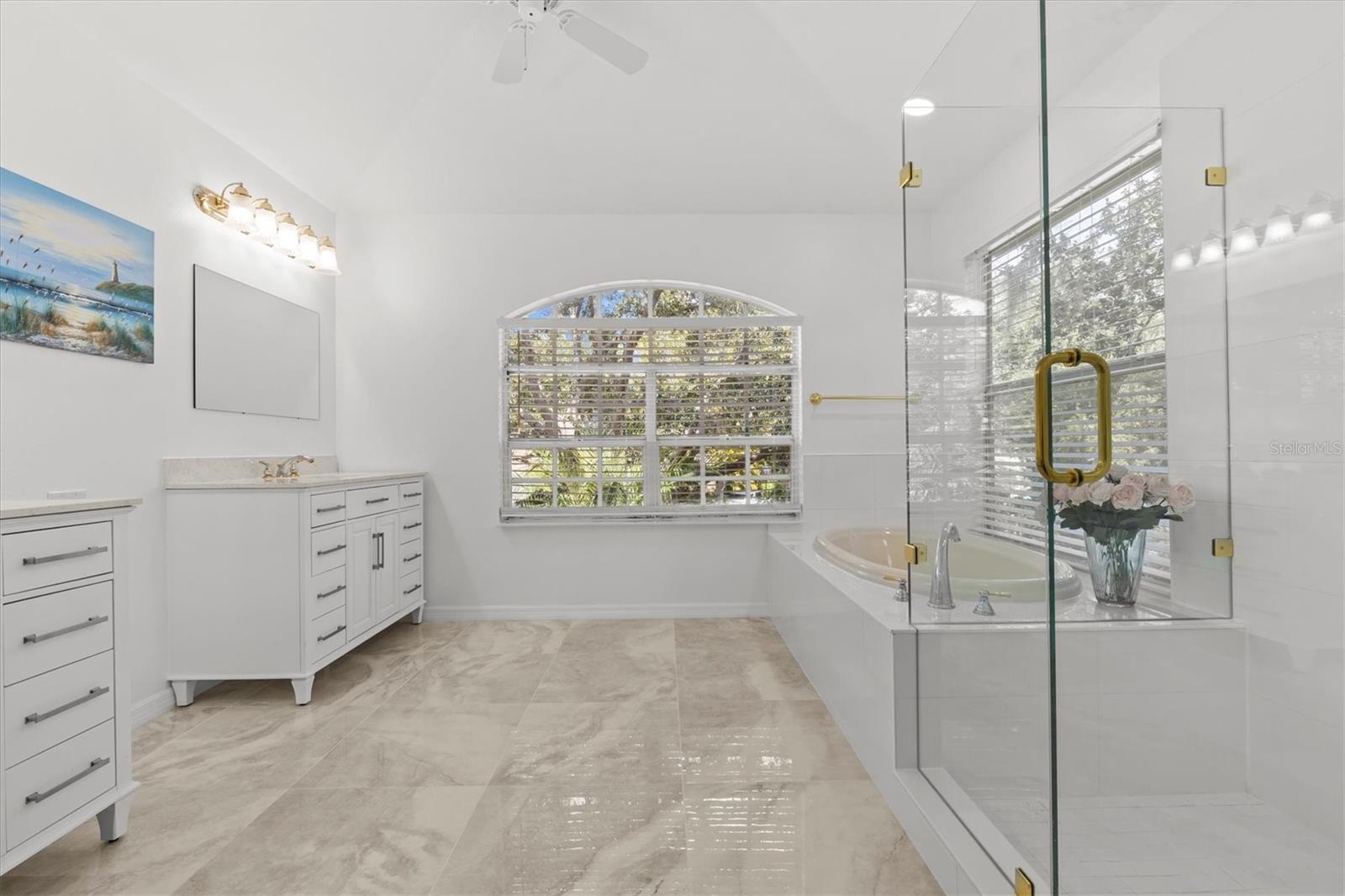 WARWICK HILLS - Residential