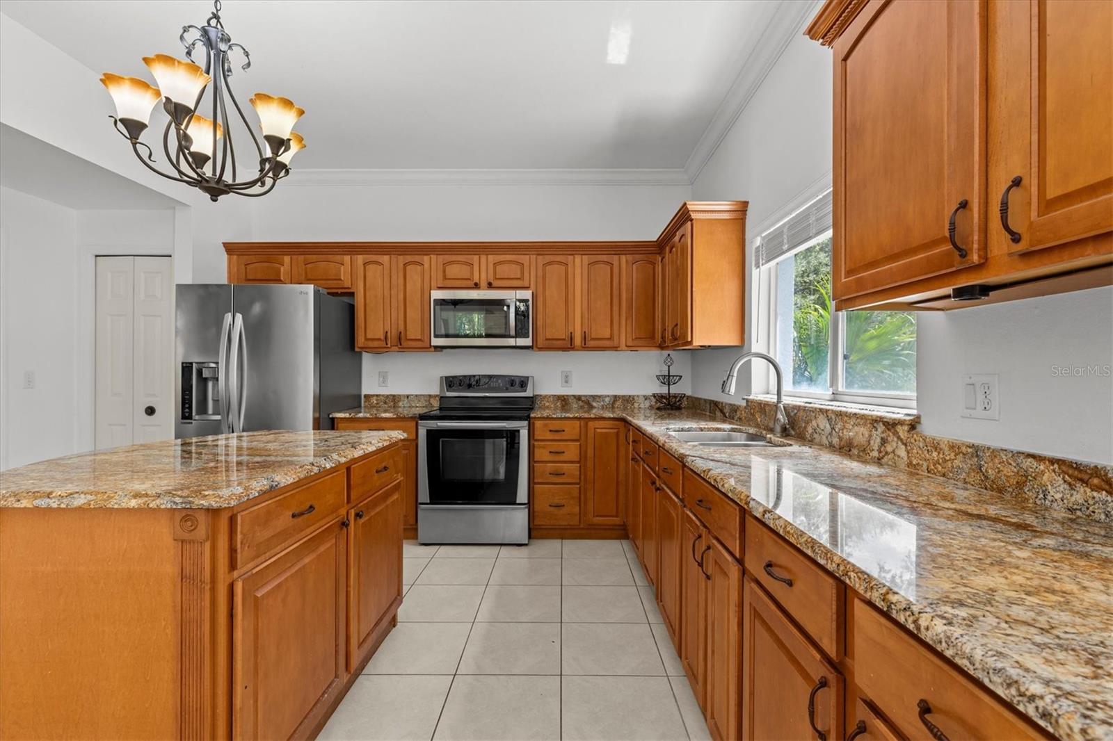 WARWICK HILLS - Residential