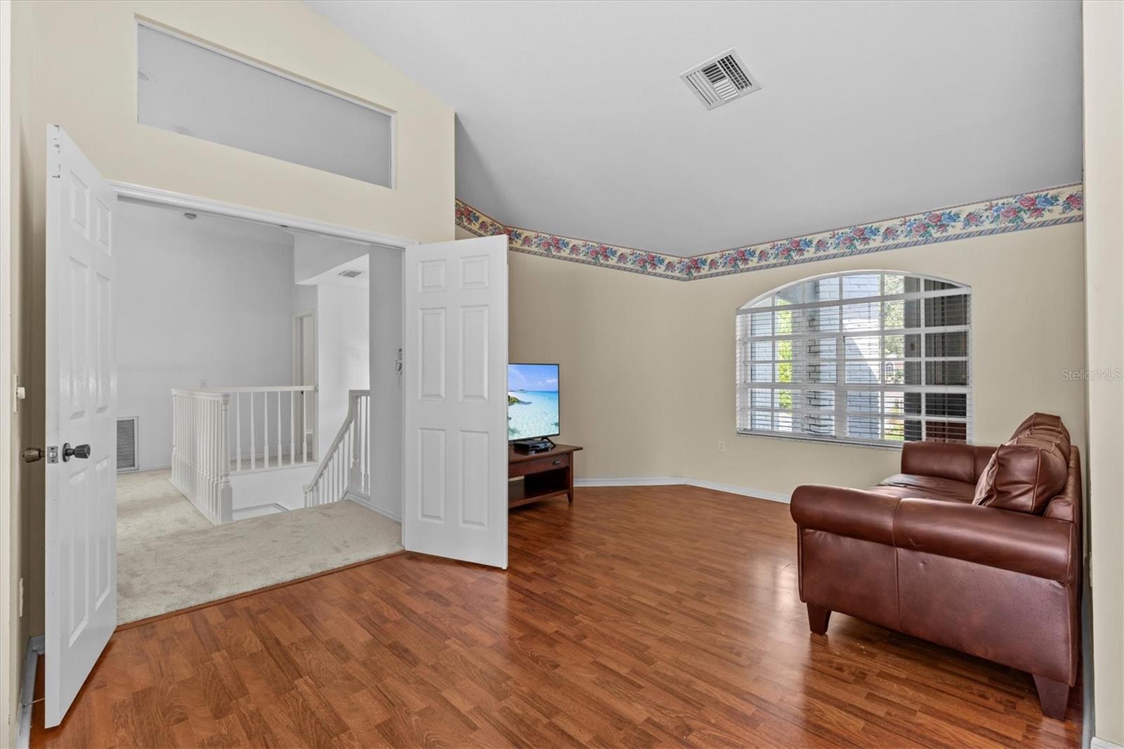 WARWICK HILLS - Residential