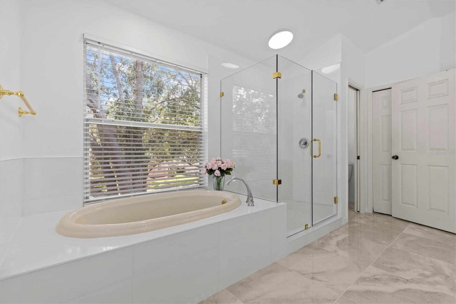 WARWICK HILLS - Residential