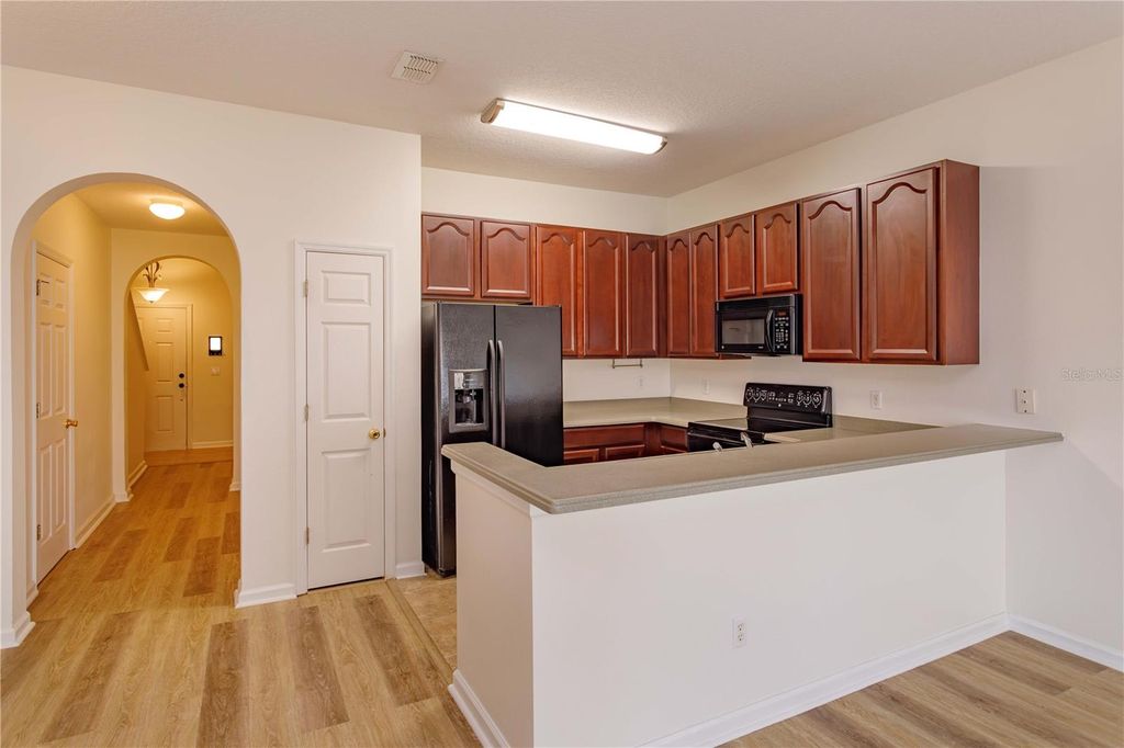 Photo of 16460 Cedar Crest Drive, Orlando, FL 32828 (MLS # O6405354)