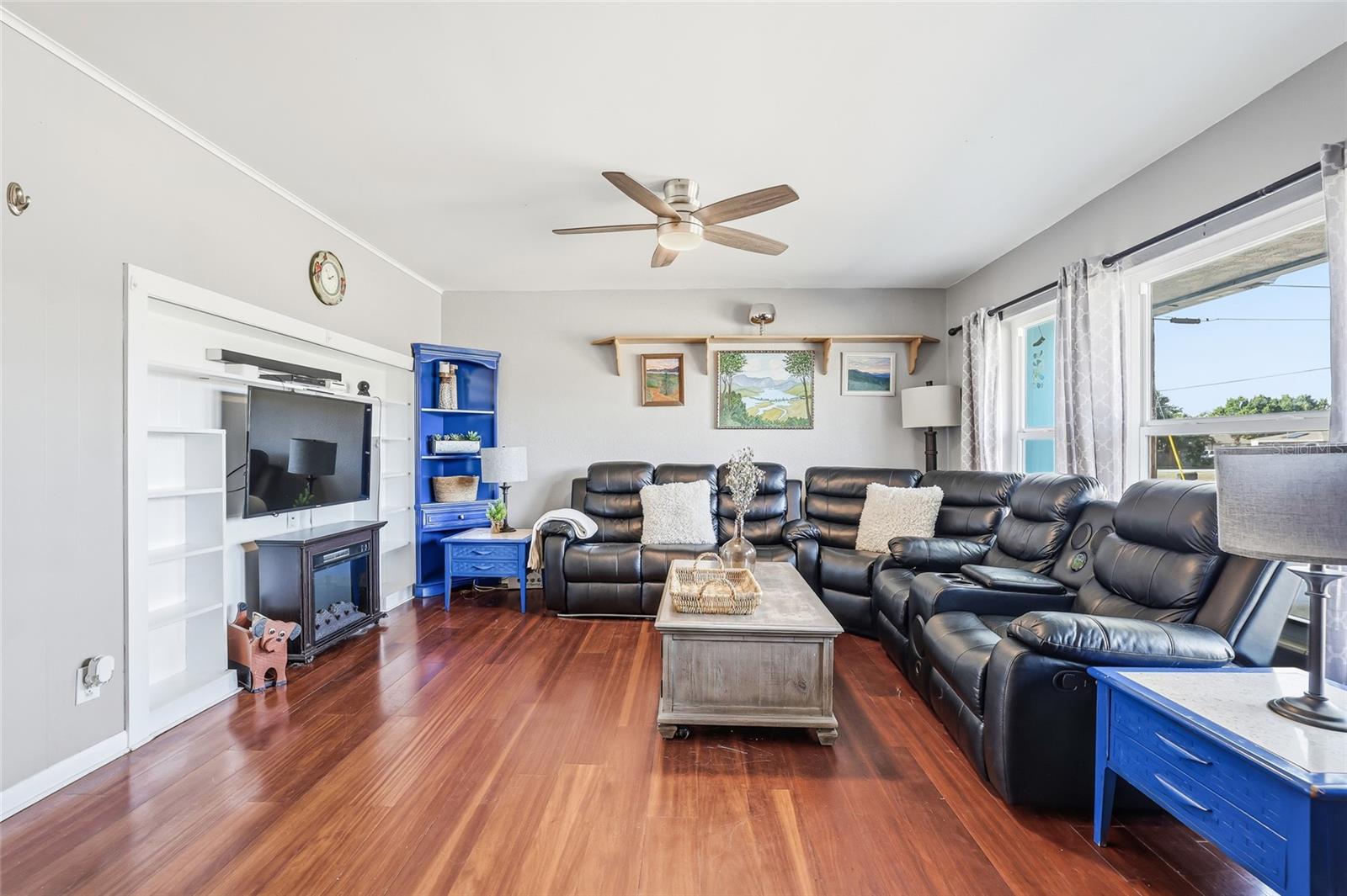 LAKESIDE TERRACE SUB - Residential