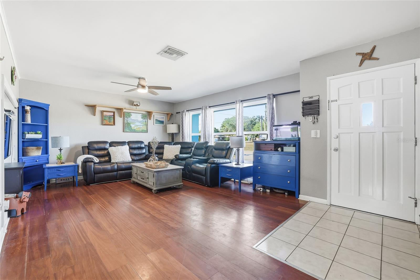 LAKESIDE TERRACE SUB - Residential