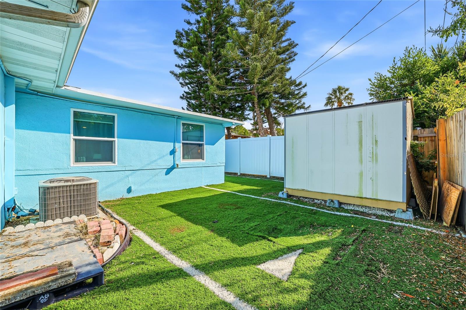 LAKESIDE TERRACE SUB - Residential