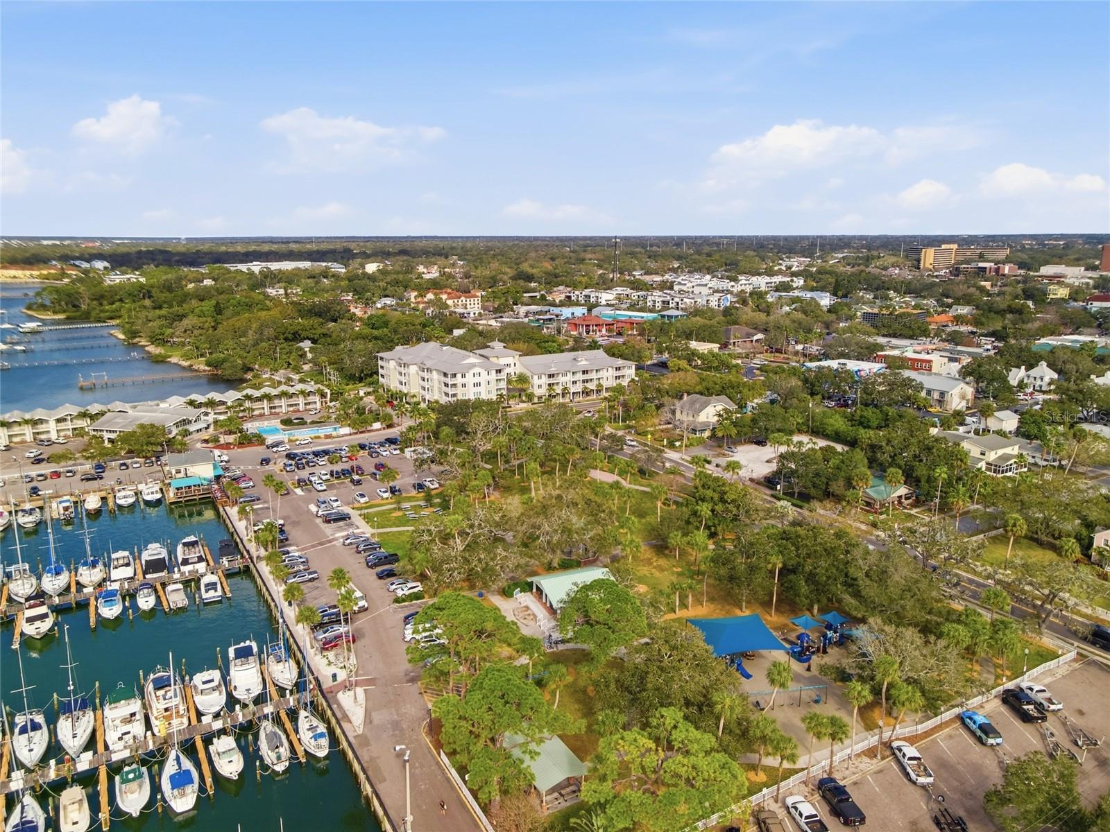 LAKESIDE TERRACE SUB - Residential