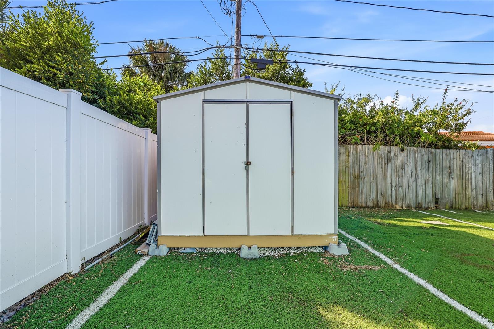 LAKESIDE TERRACE SUB - Residential