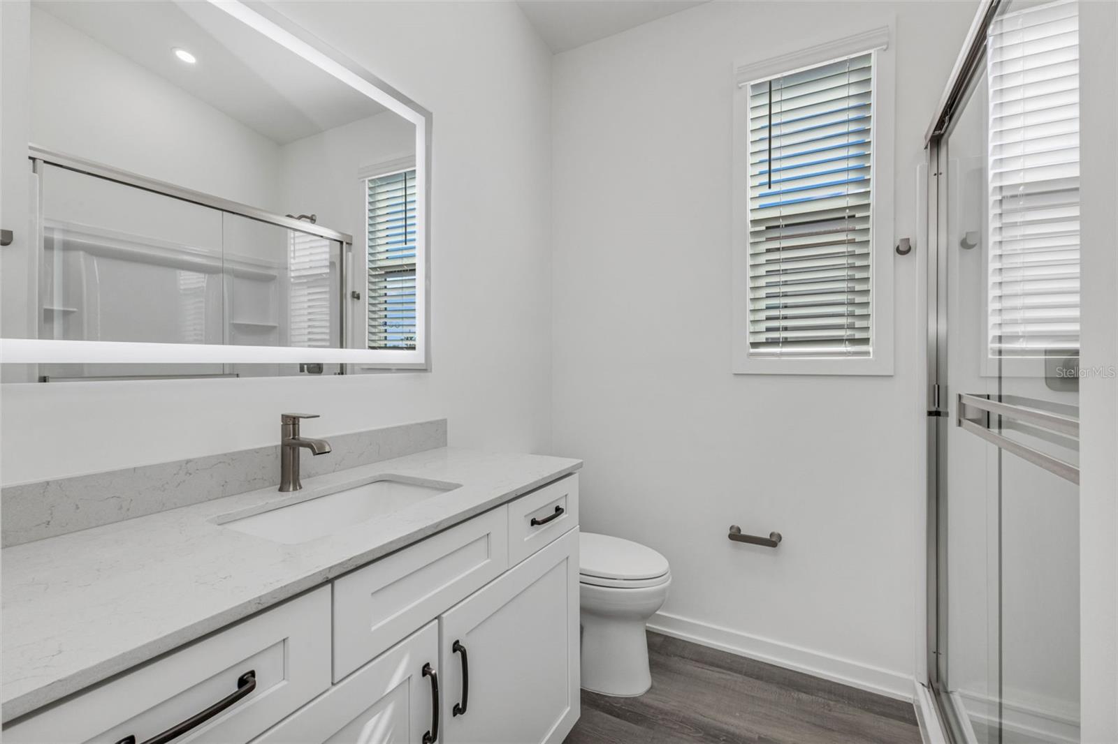 SOLANA COTTAGE RESORT - Residential