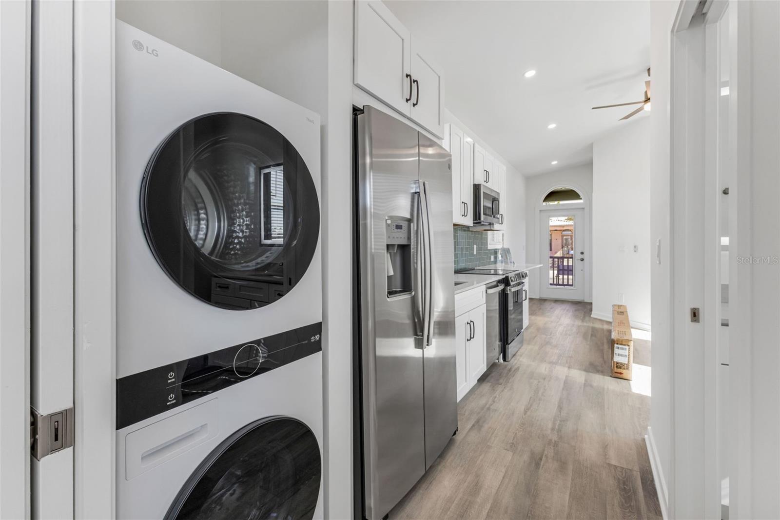 SOLANA COTTAGE RESORT - Residential