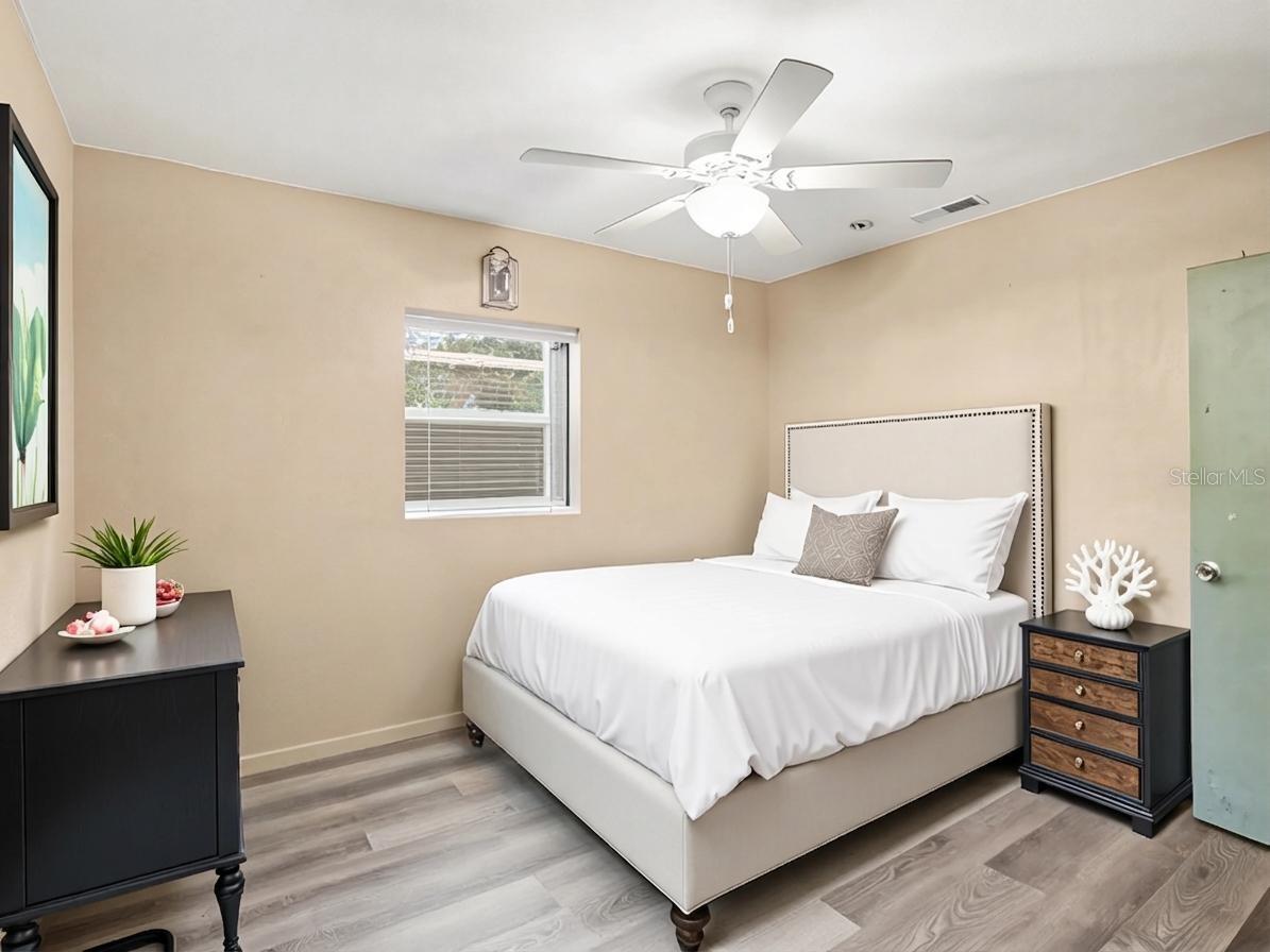 GLASS GARDENS - Residential