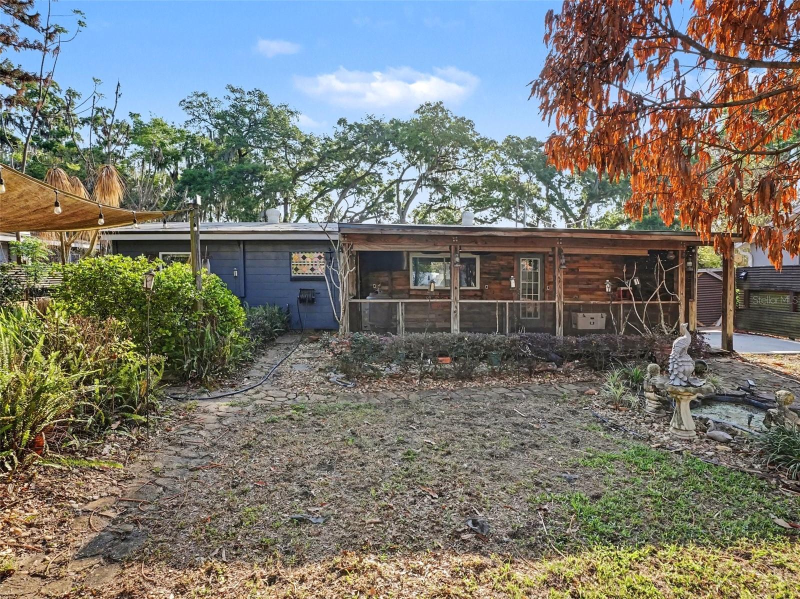 GLASS GARDENS - Residential