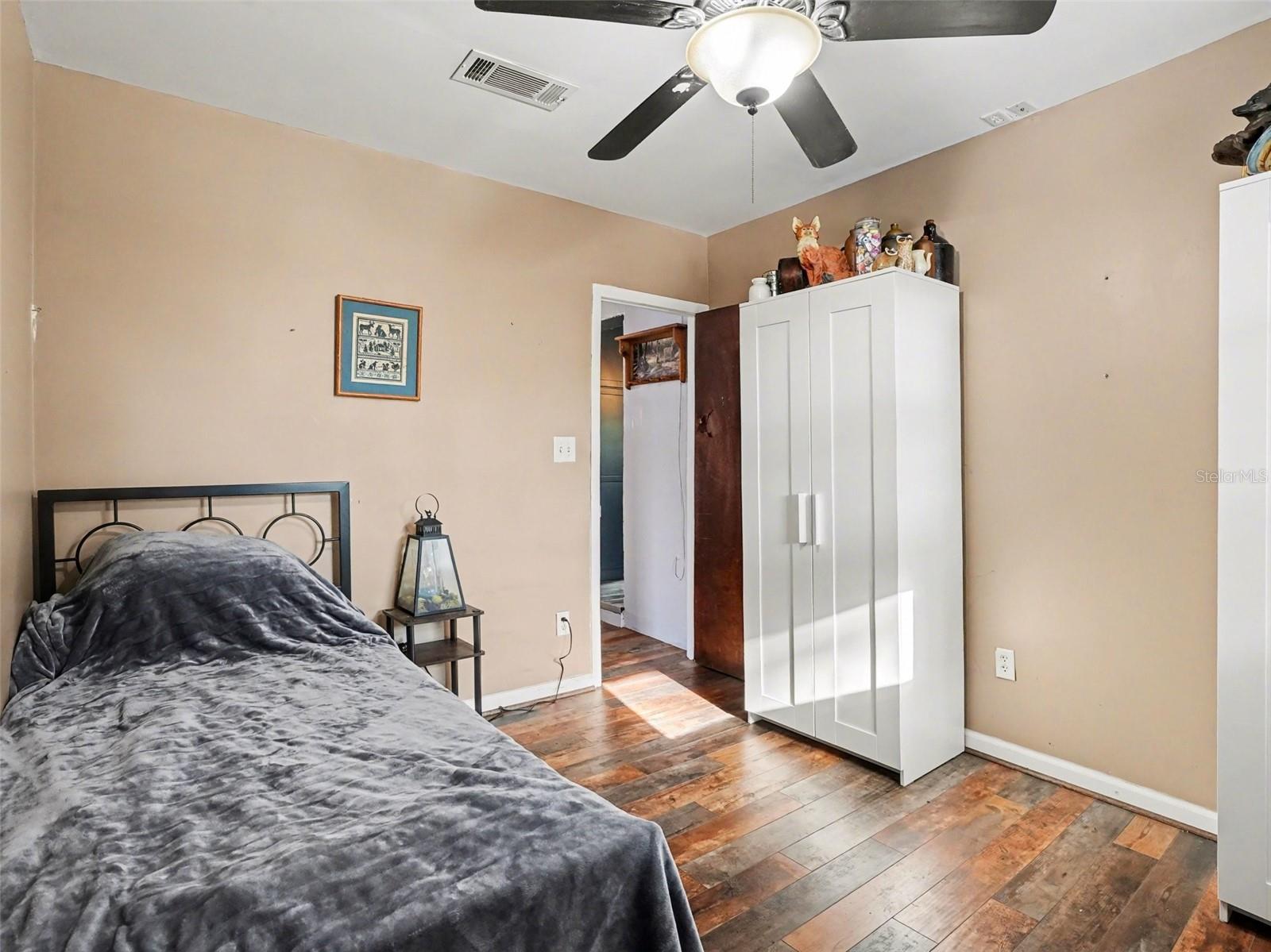 GLASS GARDENS - Residential