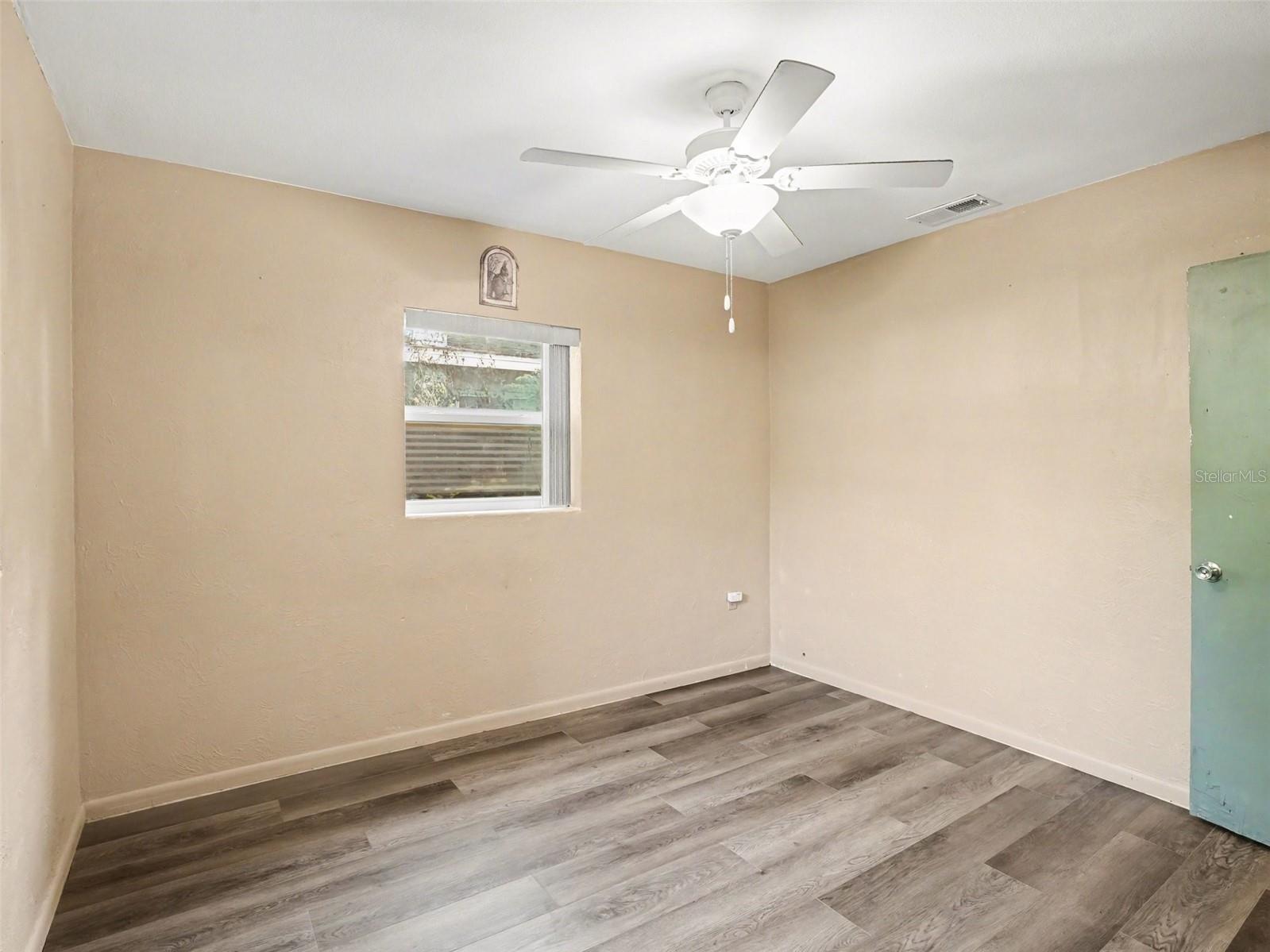 GLASS GARDENS - Residential