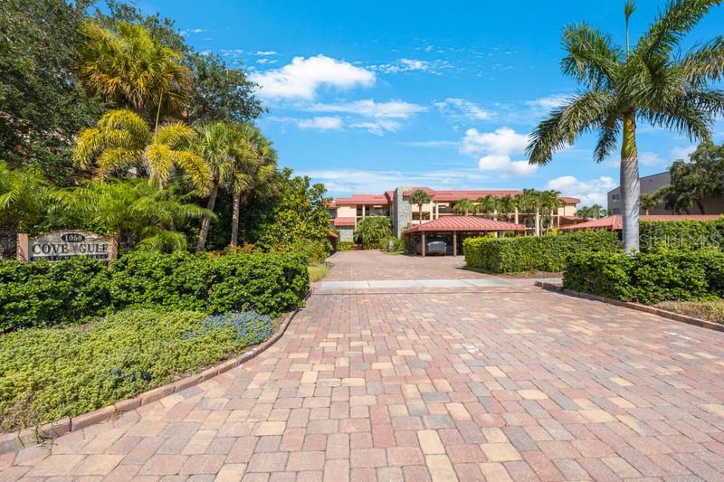1060 PINELLAS BAYWAY S 103