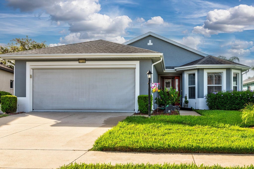 Photo of 27336 Pine Straw Road, Leesburg, FL 34748 (MLS # G5116219)
