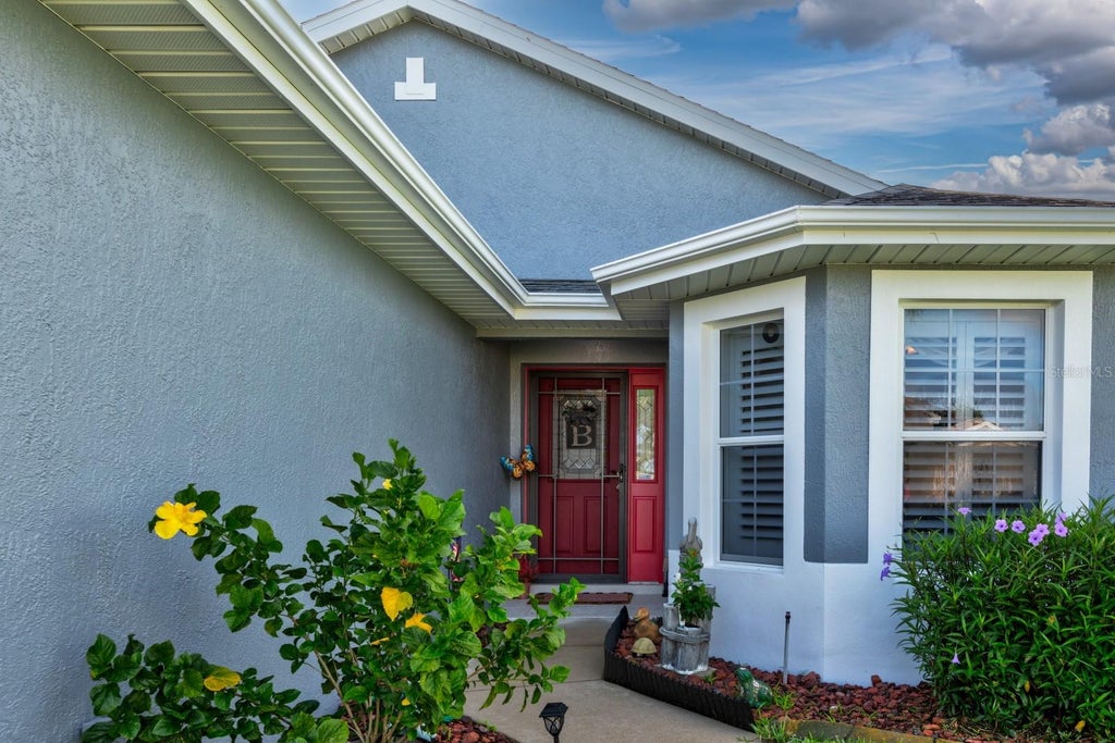 Photo of 27336 Pine Straw Road, Leesburg, FL 34748 (MLS # G5116219)