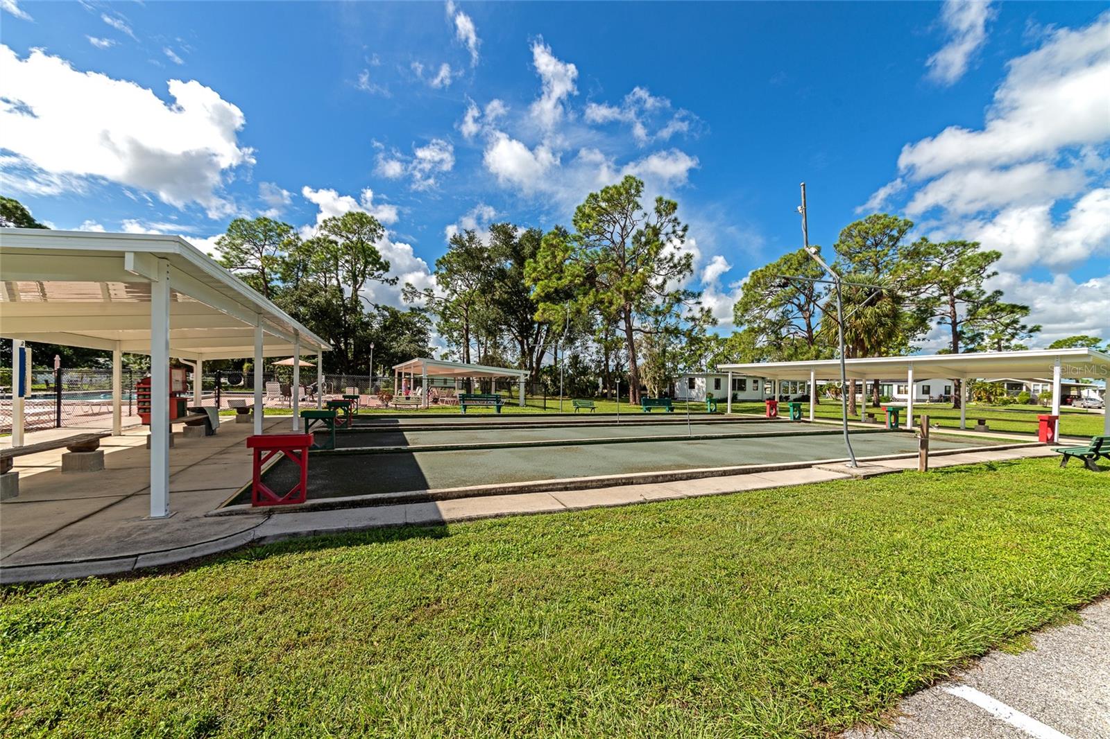 HOLIDAY PARK - Residential