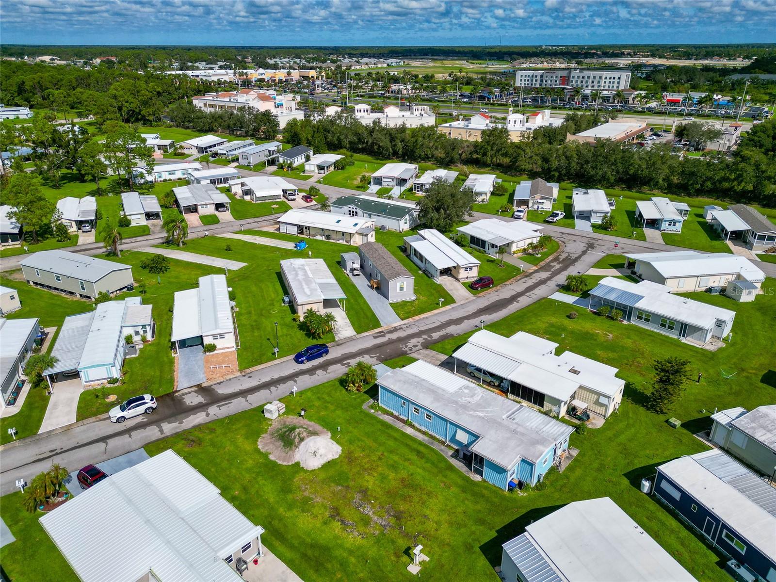 HOLIDAY PARK - Residential