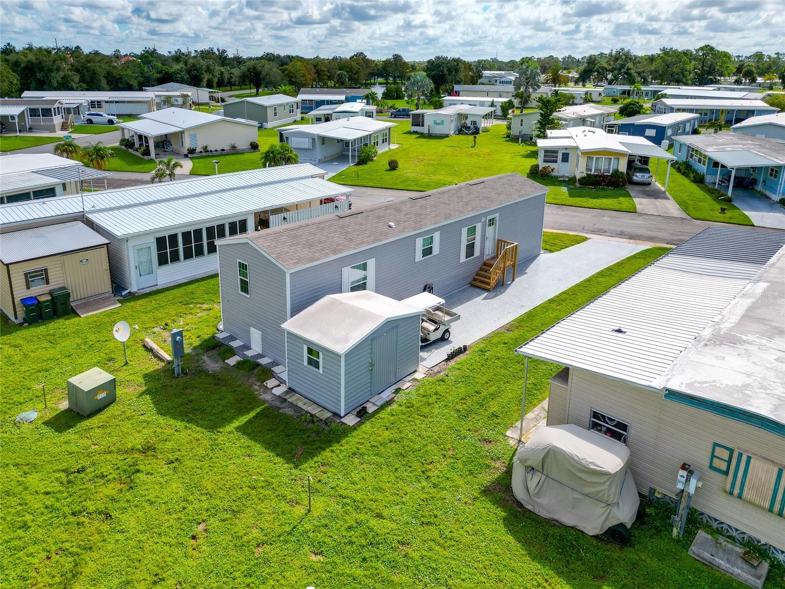 HOLIDAY PARK - Residential