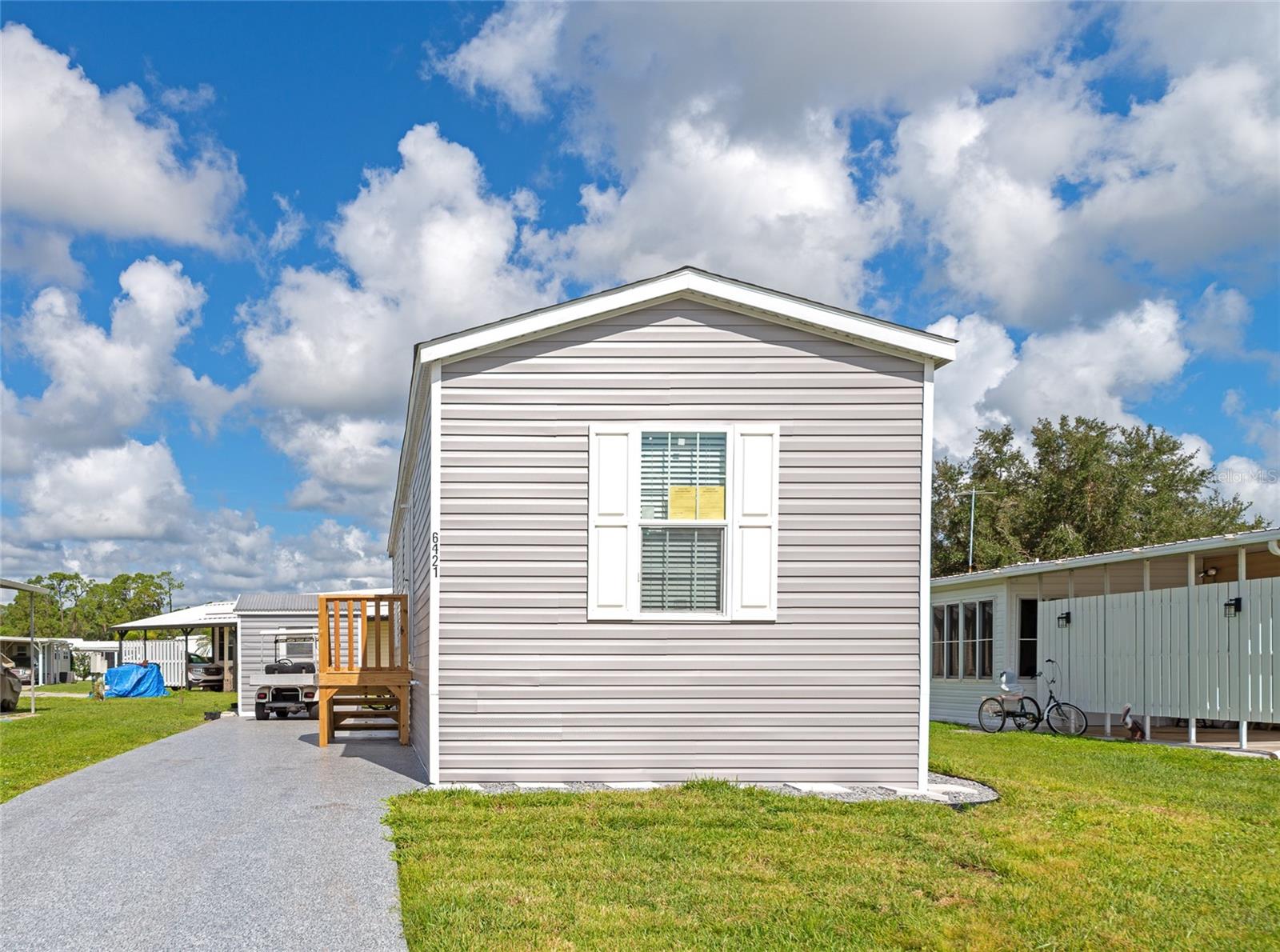 HOLIDAY PARK - Residential