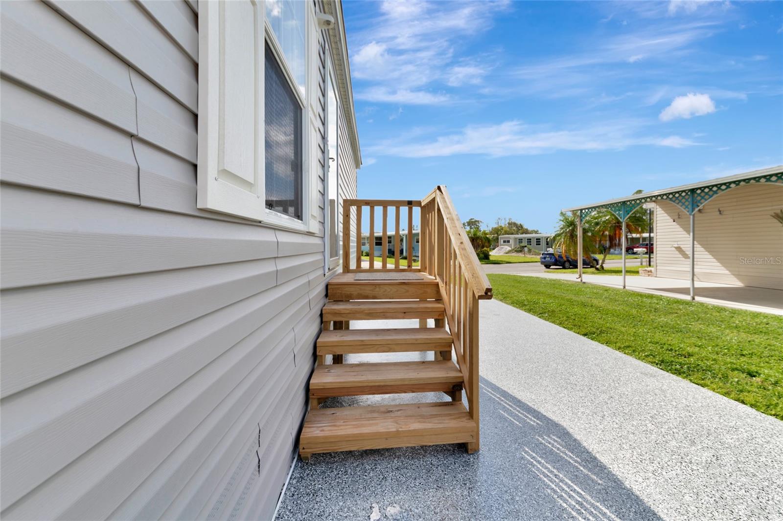 HOLIDAY PARK - Residential