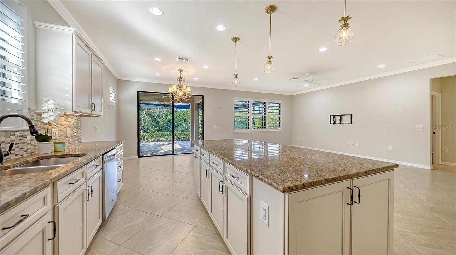 SANDHILL PRESERVE - Residential