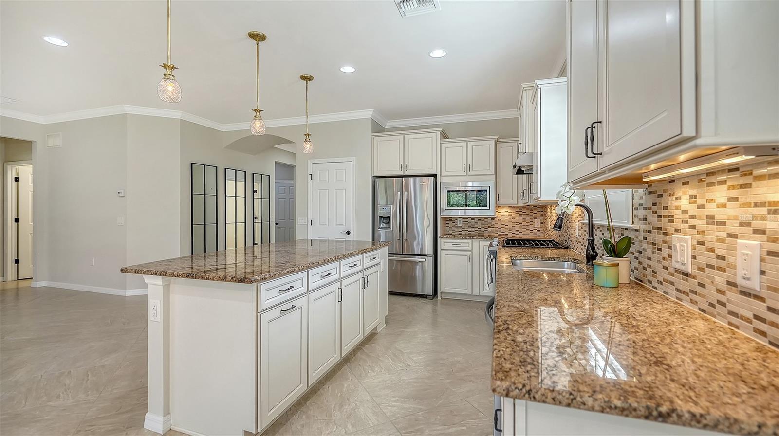 SANDHILL PRESERVE - Residential