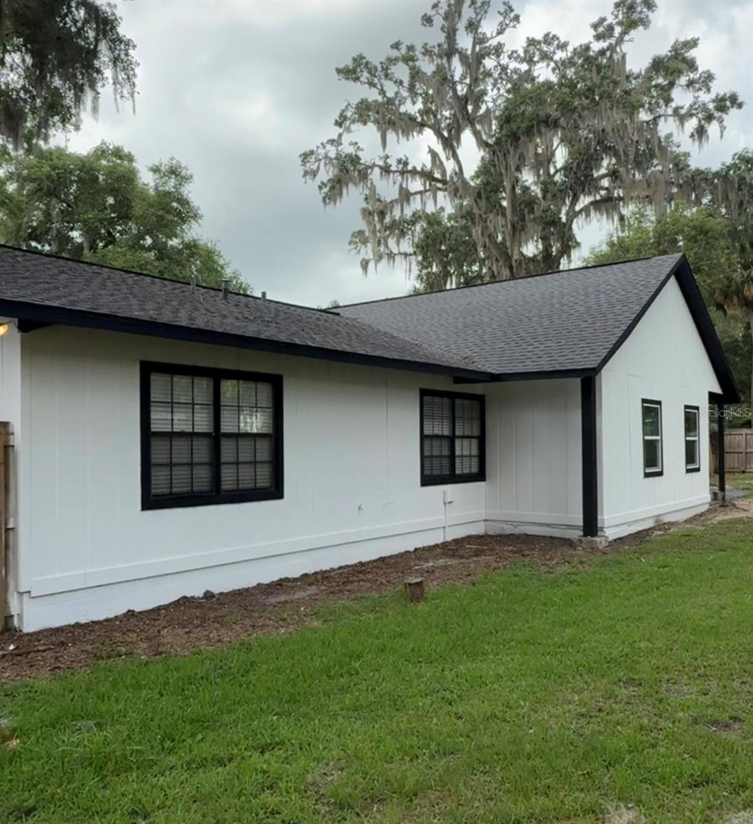 BELMONT OAKS - Residential