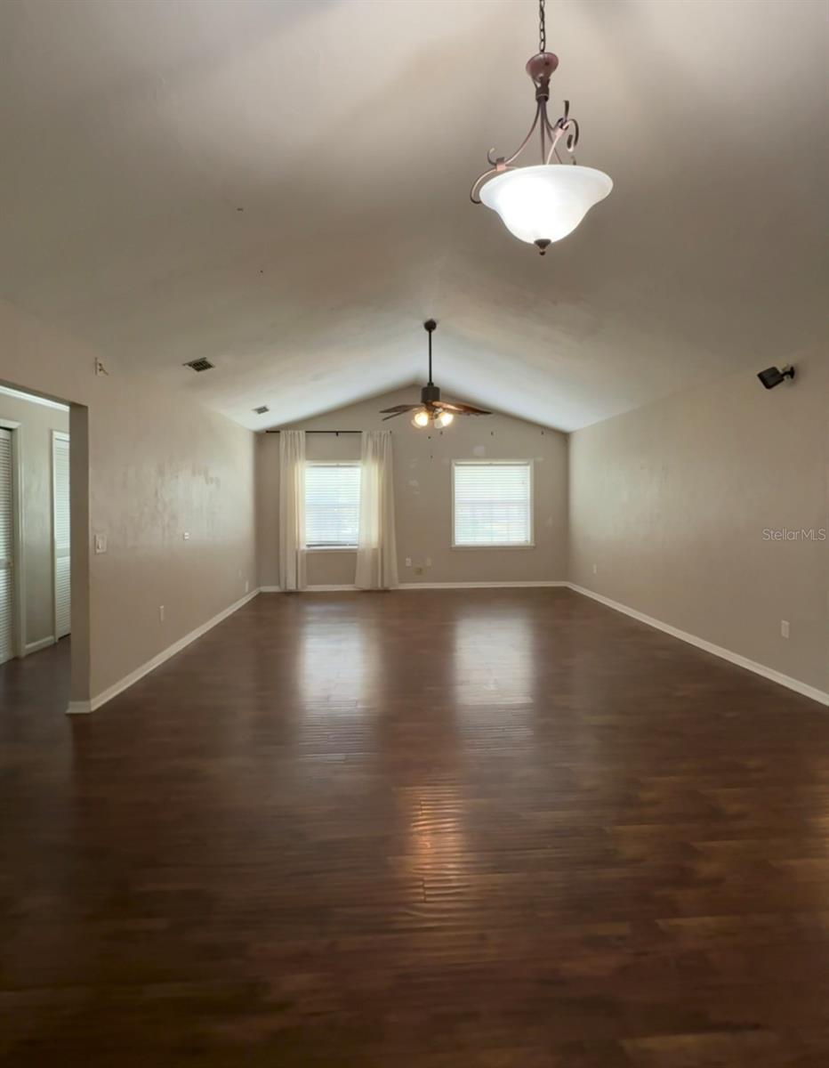 BELMONT OAKS - Residential