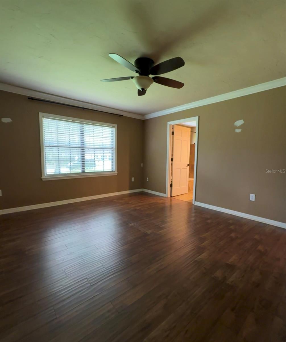 BELMONT OAKS - Residential