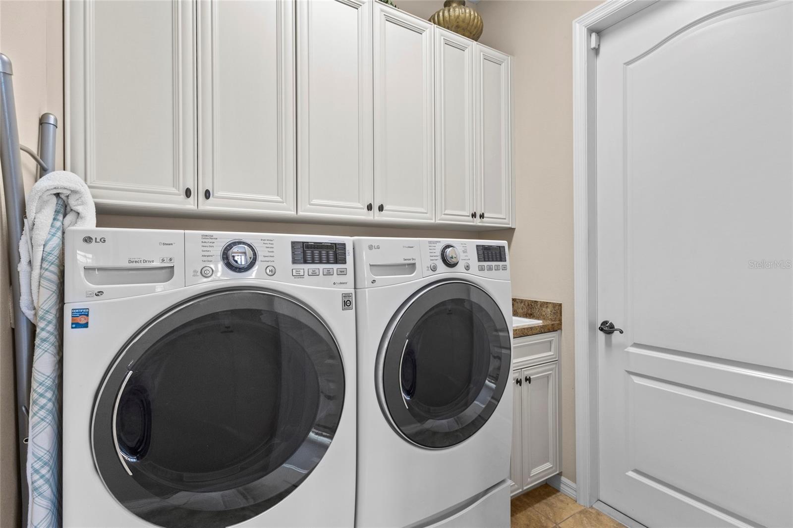 KENWOOD GLEN 2 - Residential