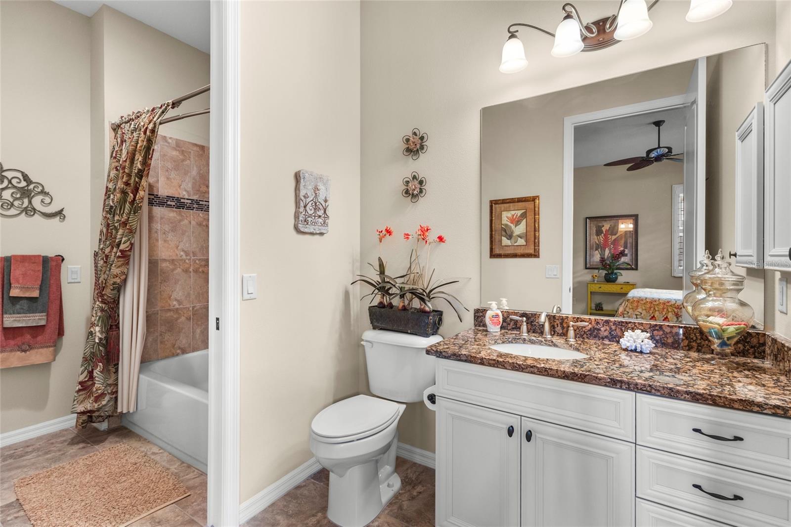 KENWOOD GLEN 2 - Residential