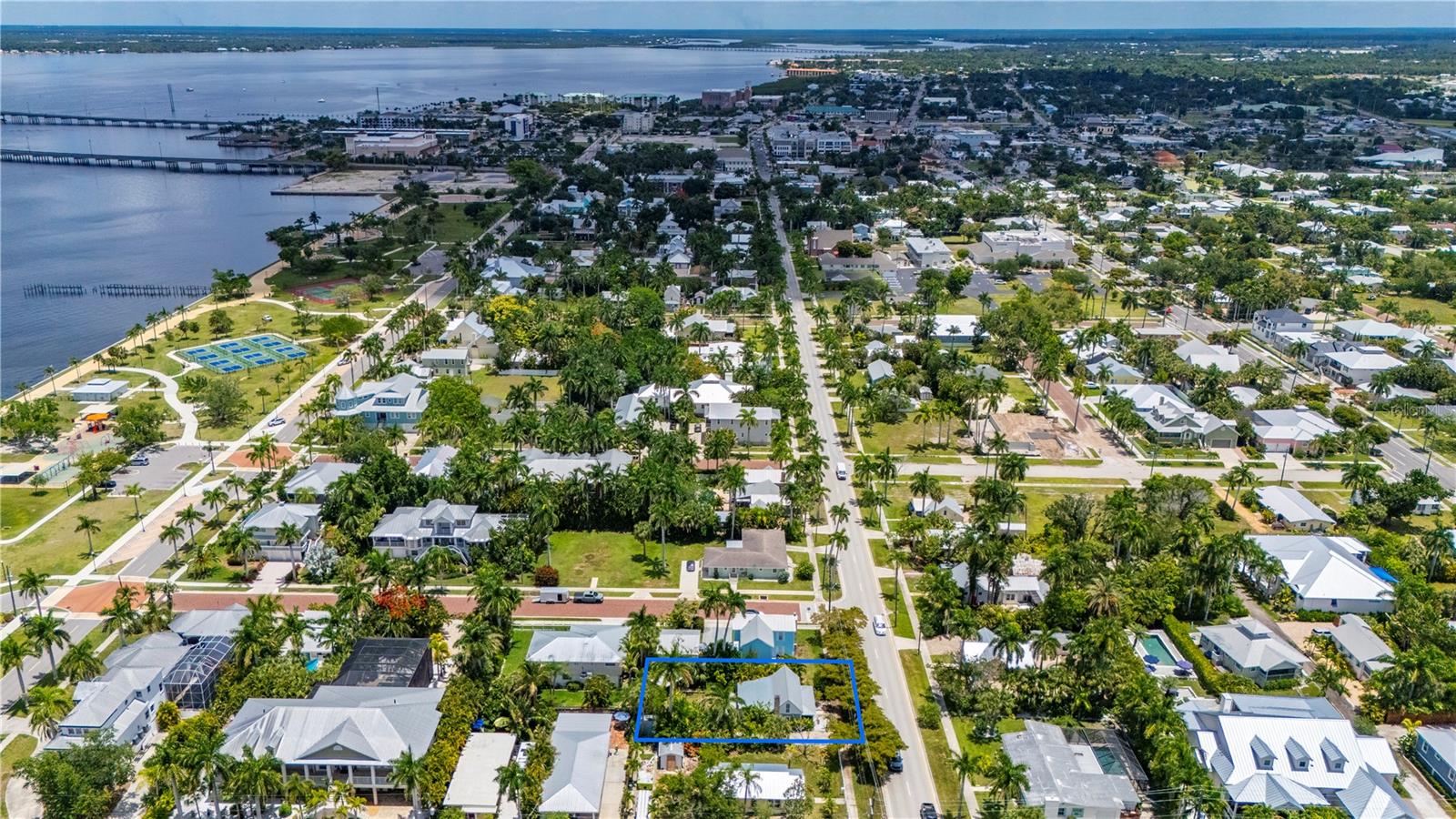PUNTA GORDA - Residential