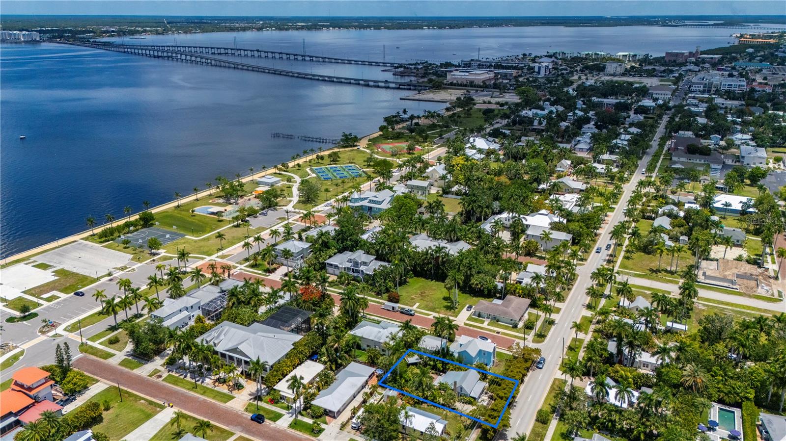 PUNTA GORDA - Residential