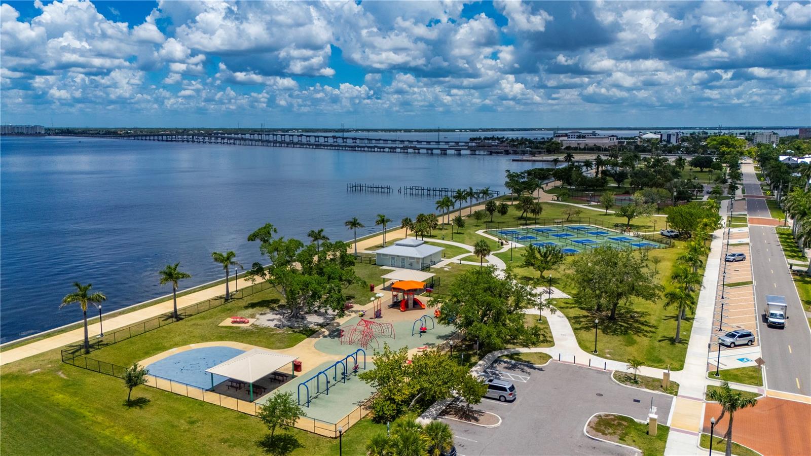 PUNTA GORDA - Residential