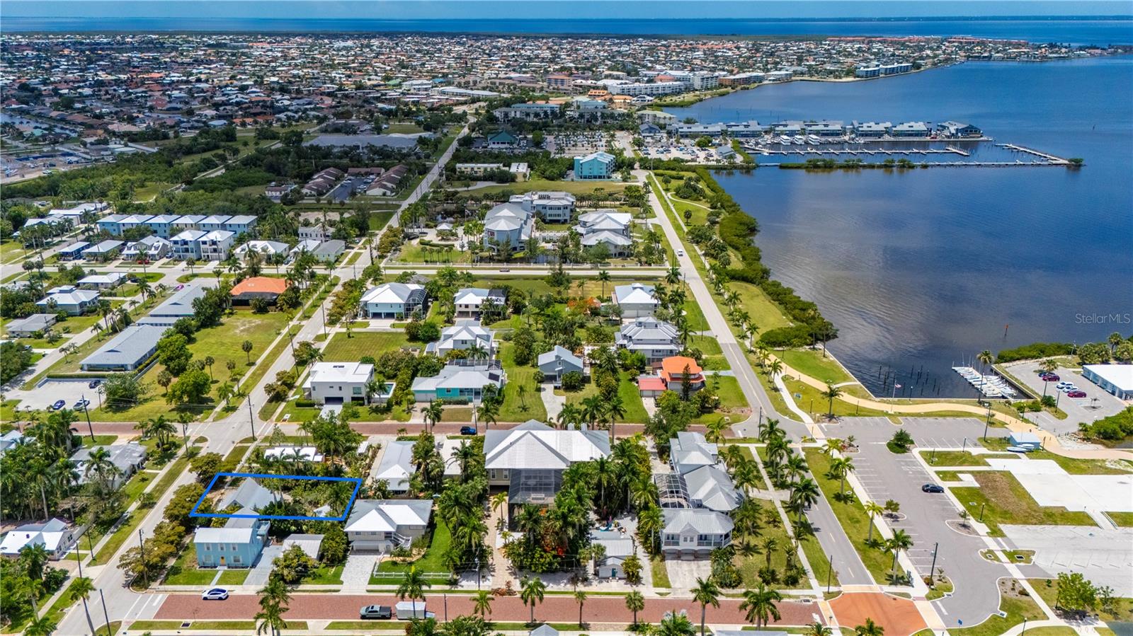 PUNTA GORDA - Residential