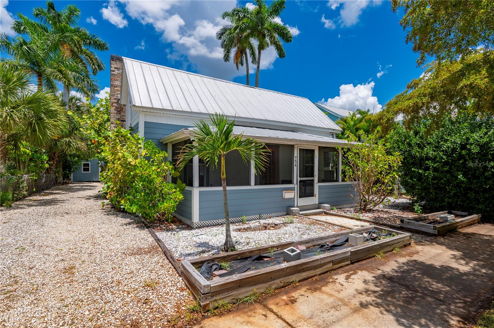756 W MARION AVENUE, PUNTA GORDA, FL, 33950 4 756 W MARION AVENUE